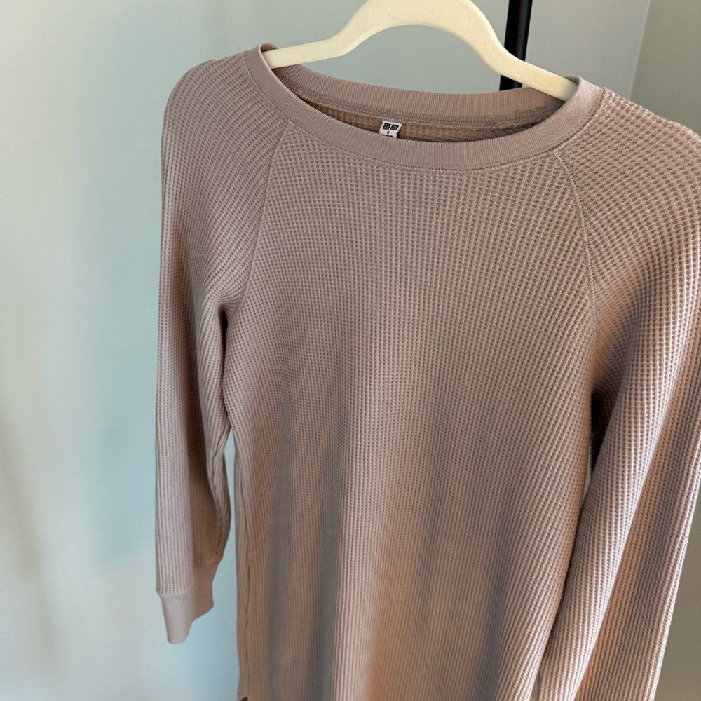 Black, Cream, and Tan Long Sleeve High End Waffle Dresses (Lot of 3) - Picture 8 of 10